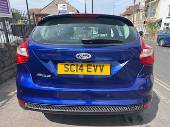 Used Ford Focus 2014 for sale - 79410140: Photo