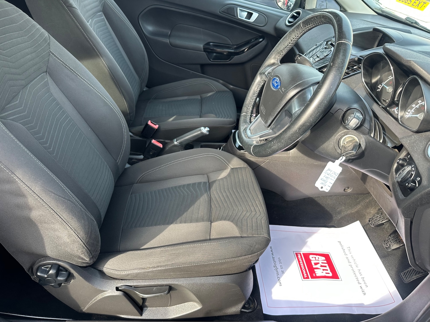 Used Ford Fiesta 2015 for sale - 77056239: Photo 9