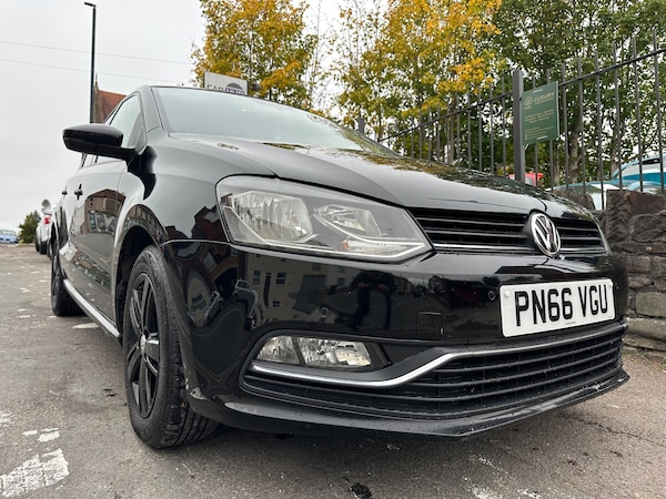 Used Volkswagen Polo 2016 for sale - 76273657: Photo 1