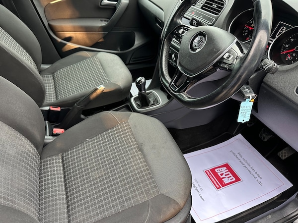 Used Volkswagen Polo 2016 for sale - 76273657: Photo 5