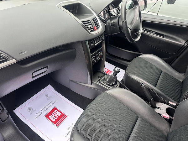 Used Peugeot 207 2012 for sale - 74461724: Photo 8