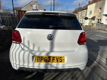 Used Volkswagen Polo 2014 for sale - 77431800: Photo