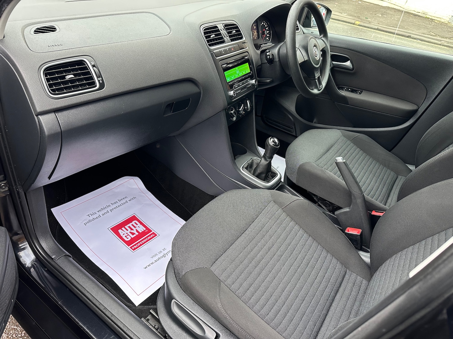 Used Volkswagen Polo 2014 for sale - 77408875: Photo 11