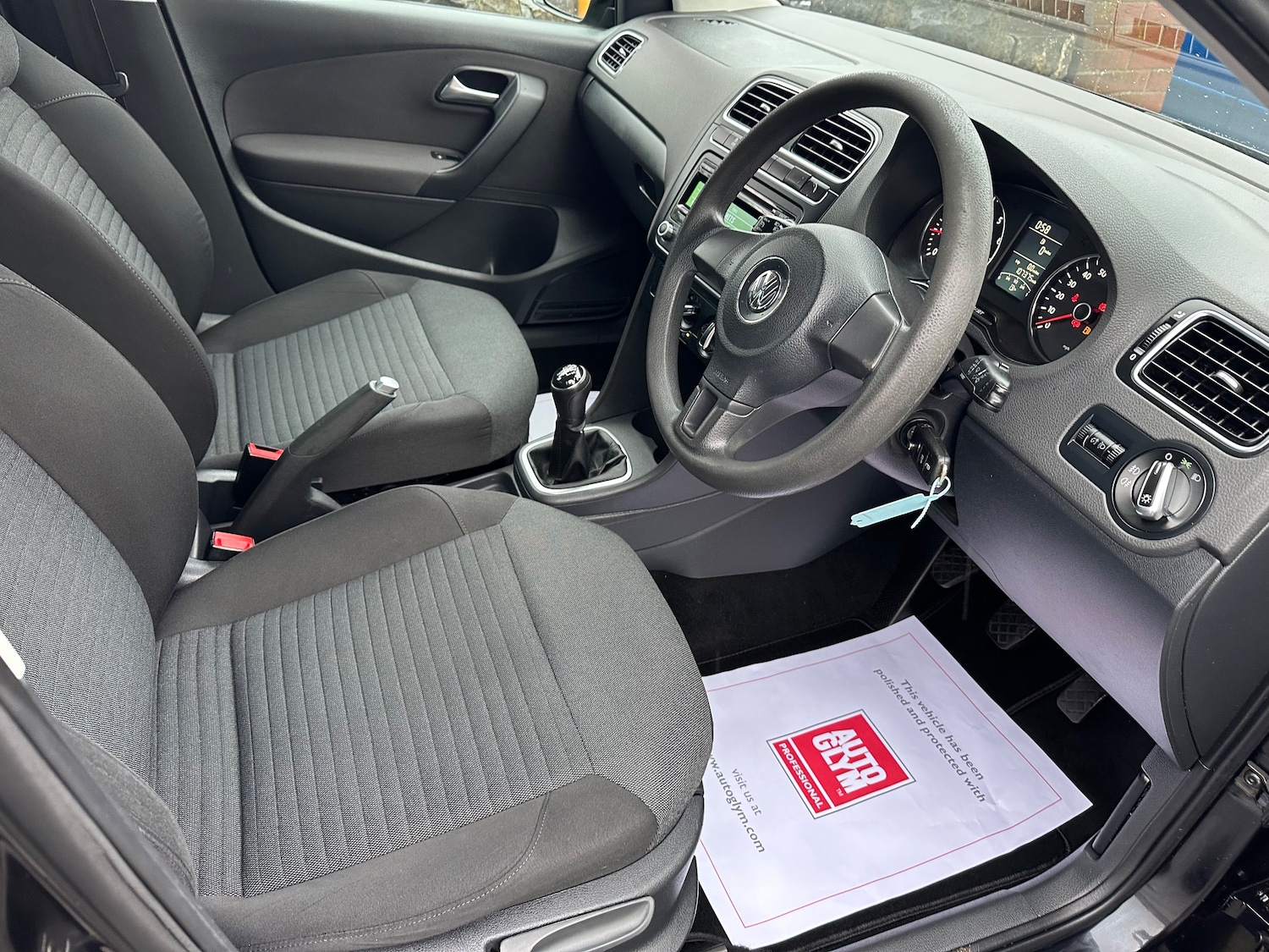 Used Volkswagen Polo 2014 for sale - 77408875: Photo 9