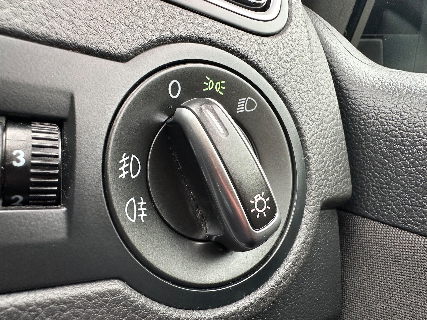 Used Volkswagen Polo 2013 for sale - 76685542: Photo 15