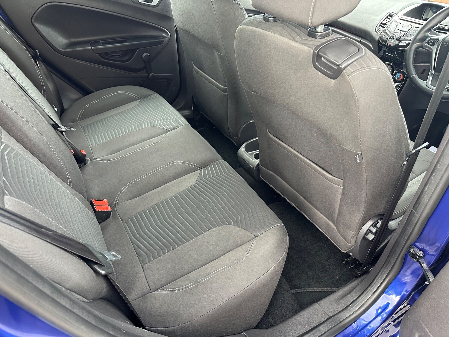 Used Ford Fiesta 2015 for sale - 75556763: Photo 10