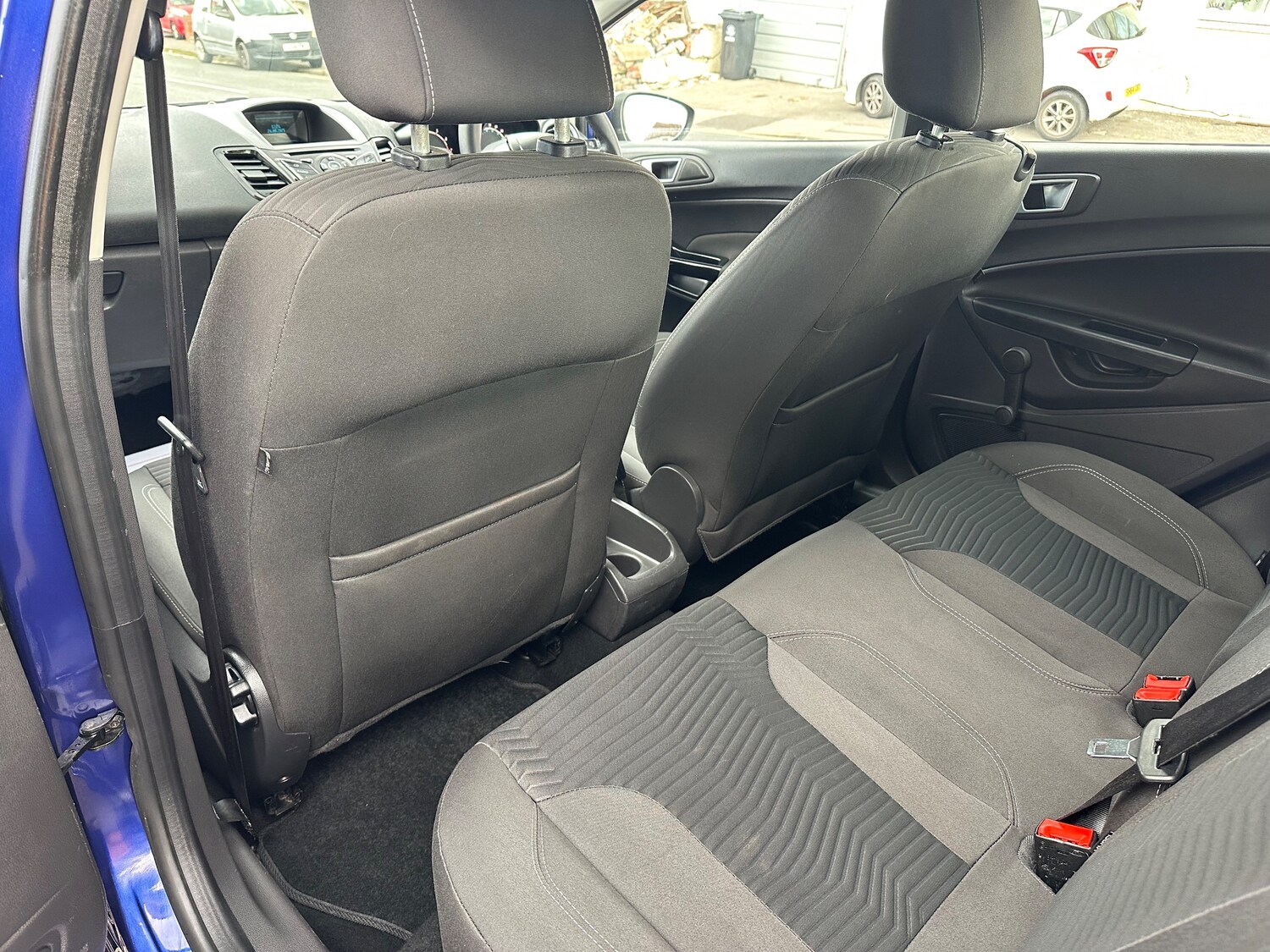 Used Ford Fiesta 2015 for sale - 75556763: Photo 11