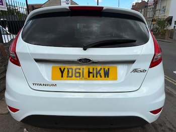 Used Ford Fiesta 2011 for sale - 79308346: Photo