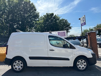 Used Peugeot Partner 2017 for sale - 79023733: Photo