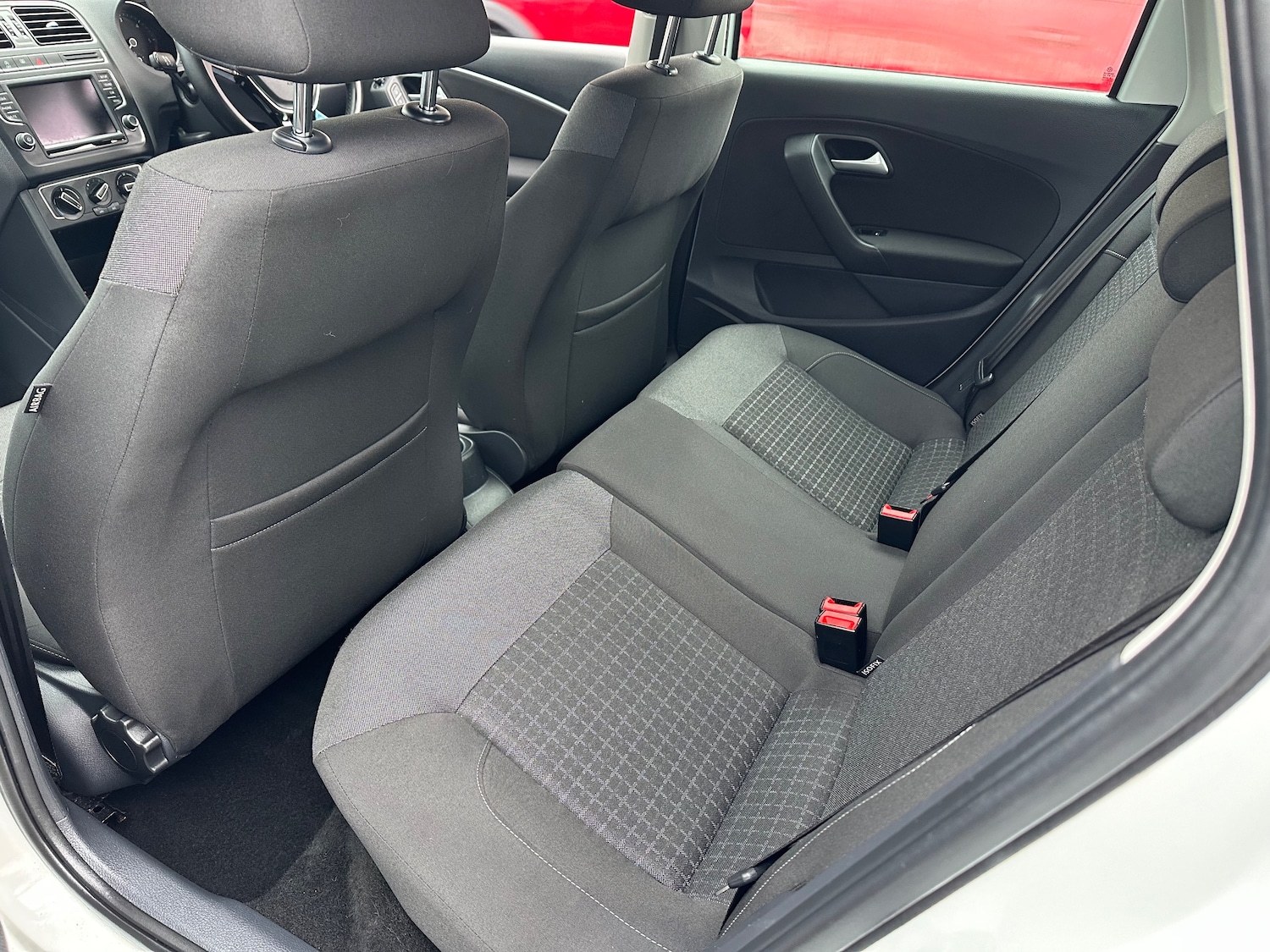 Used Volkswagen Polo 2015 for sale - 77378284: Photo 11