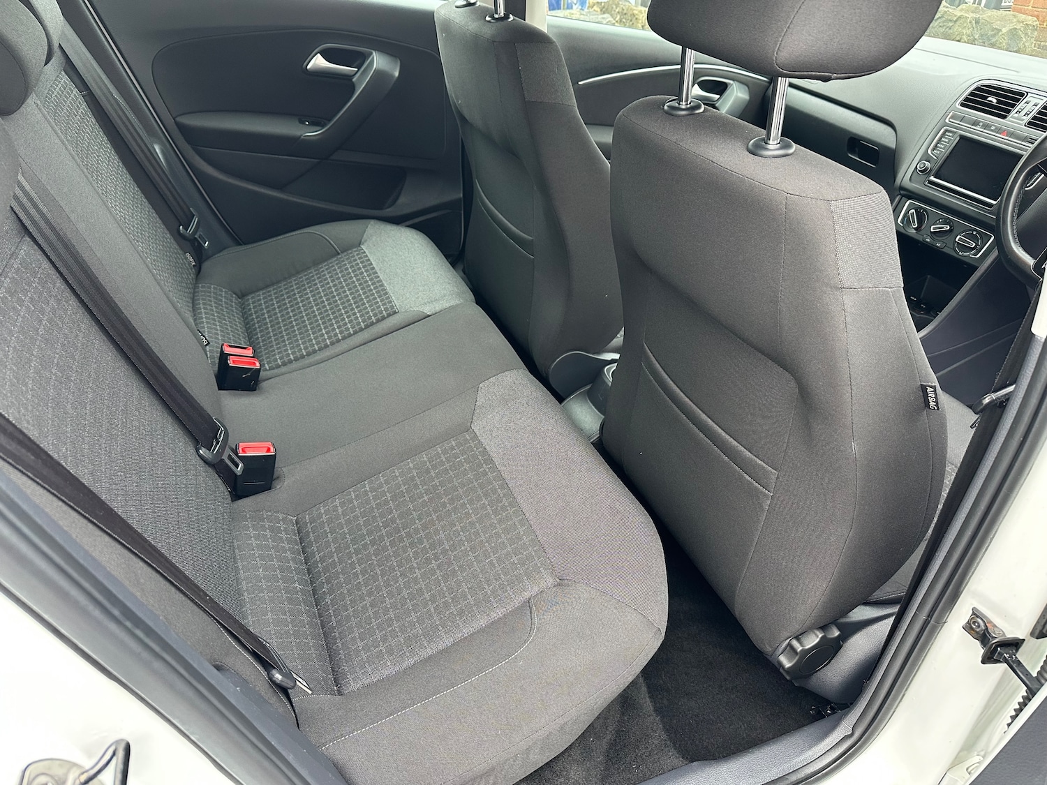 Used Volkswagen Polo 2015 for sale - 77378284: Photo 12