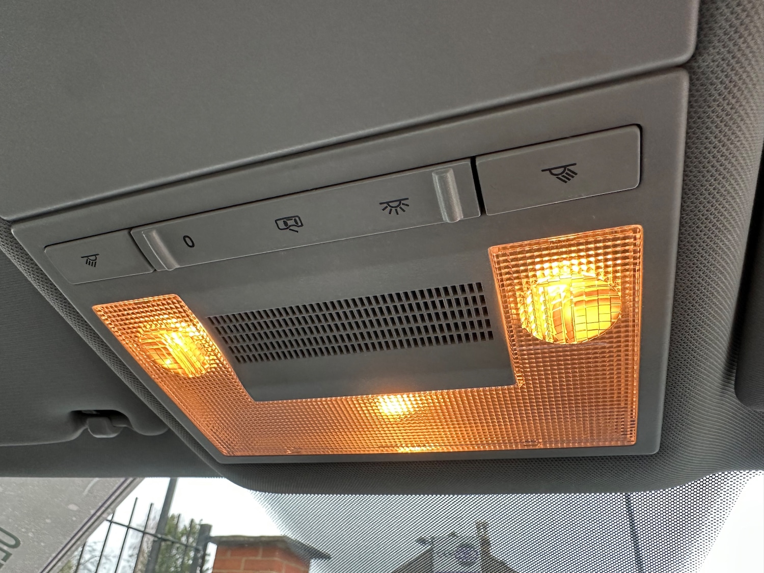 Used Volkswagen Polo 2015 for sale - 77378284: Photo 21