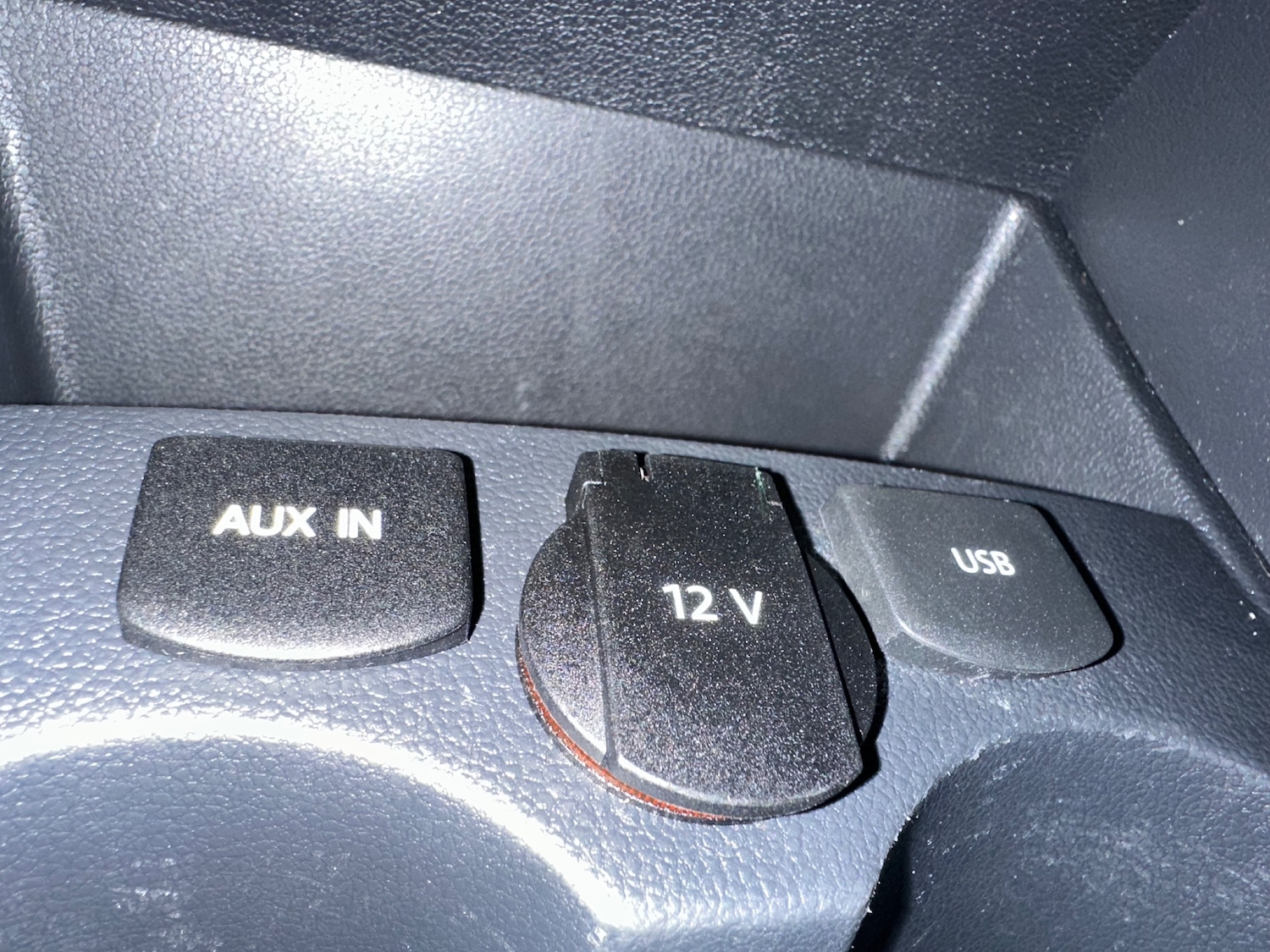 Used Volkswagen Polo 2015 for sale - 77378284: Photo 24