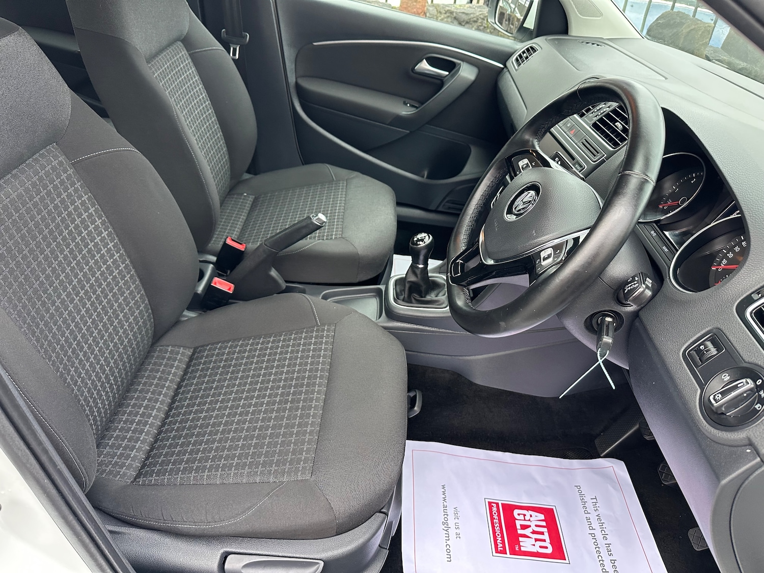 Used Volkswagen Polo 2015 for sale - 77378284: Photo 8