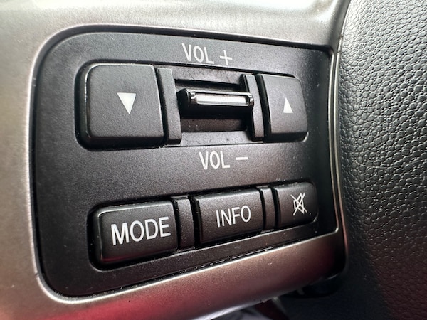 Used Mazda Mazda2 2013 for sale - 74461773: Photo 17