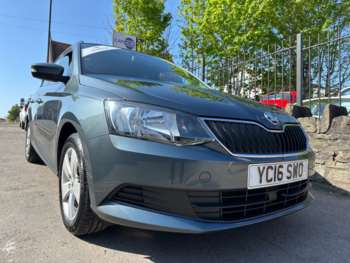 2016 (16) - SE TSI 5-Door