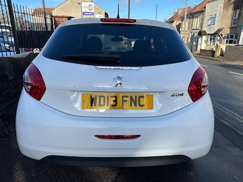 Used Peugeot 208 2013 for sale - 77165828: Photo