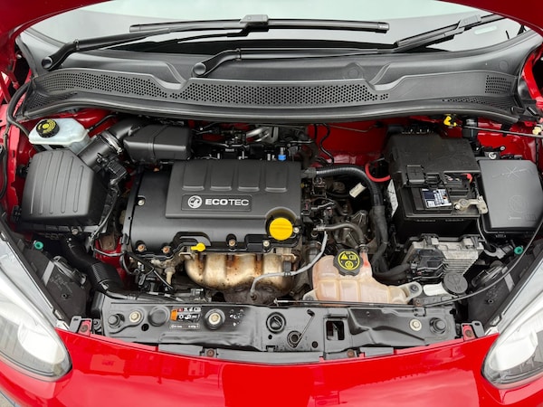 Used Vauxhall ADAM 2015 for sale - 75690261: Photo 17