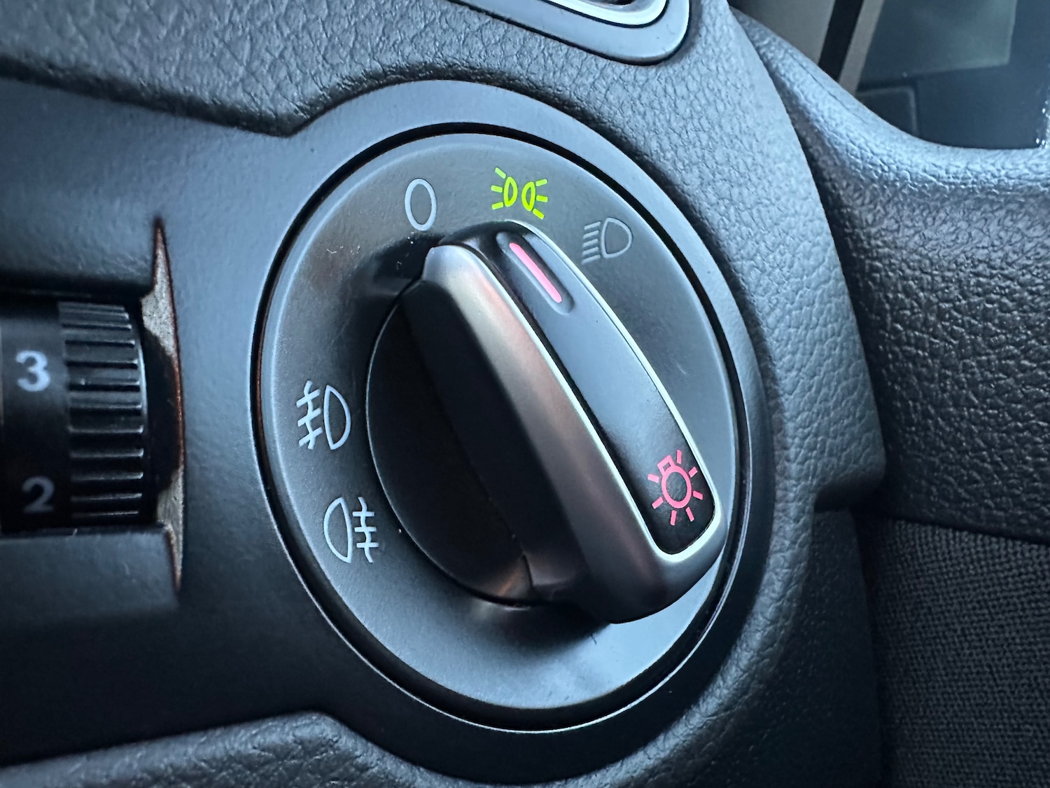 Used Volkswagen Polo 2013 for sale - 76520150: Photo 19