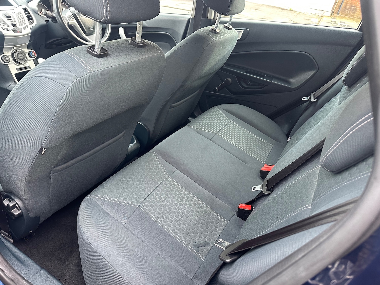 Used Ford Fiesta 2012 for sale - 77813453: Photo 12