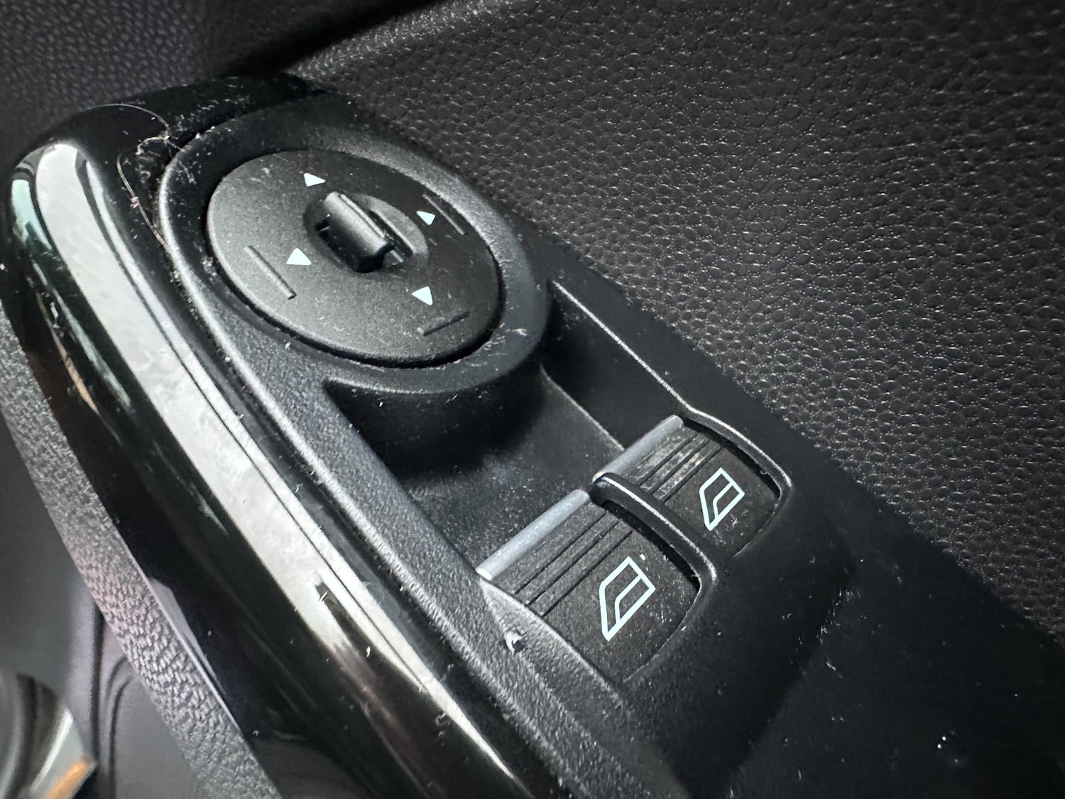 Used Ford Fiesta 2016 for sale - 77118123: Photo 16