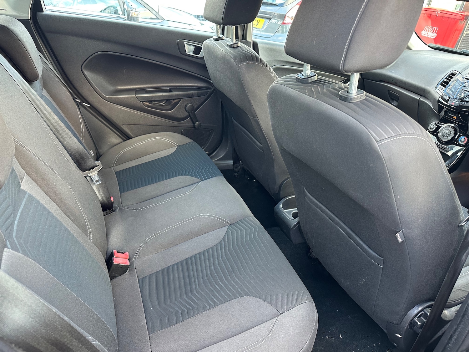 Used Ford Fiesta 2015 for sale - 77013955: Photo 12