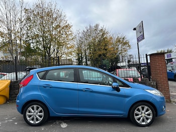 Used Ford Fiesta 2011 for sale - 76508852: Photo