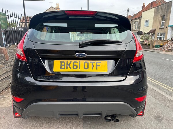 Used Ford Fiesta 2011 for sale - 75512311: Photo 2