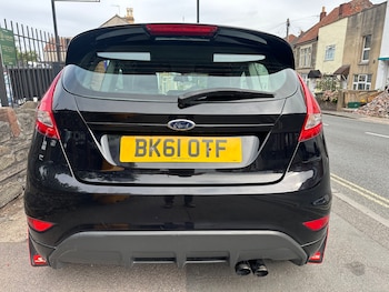 Used Ford Fiesta 2011 for sale - 75512311: Photo