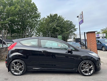 Used Ford Fiesta 2011 for sale - 75512311: Photo