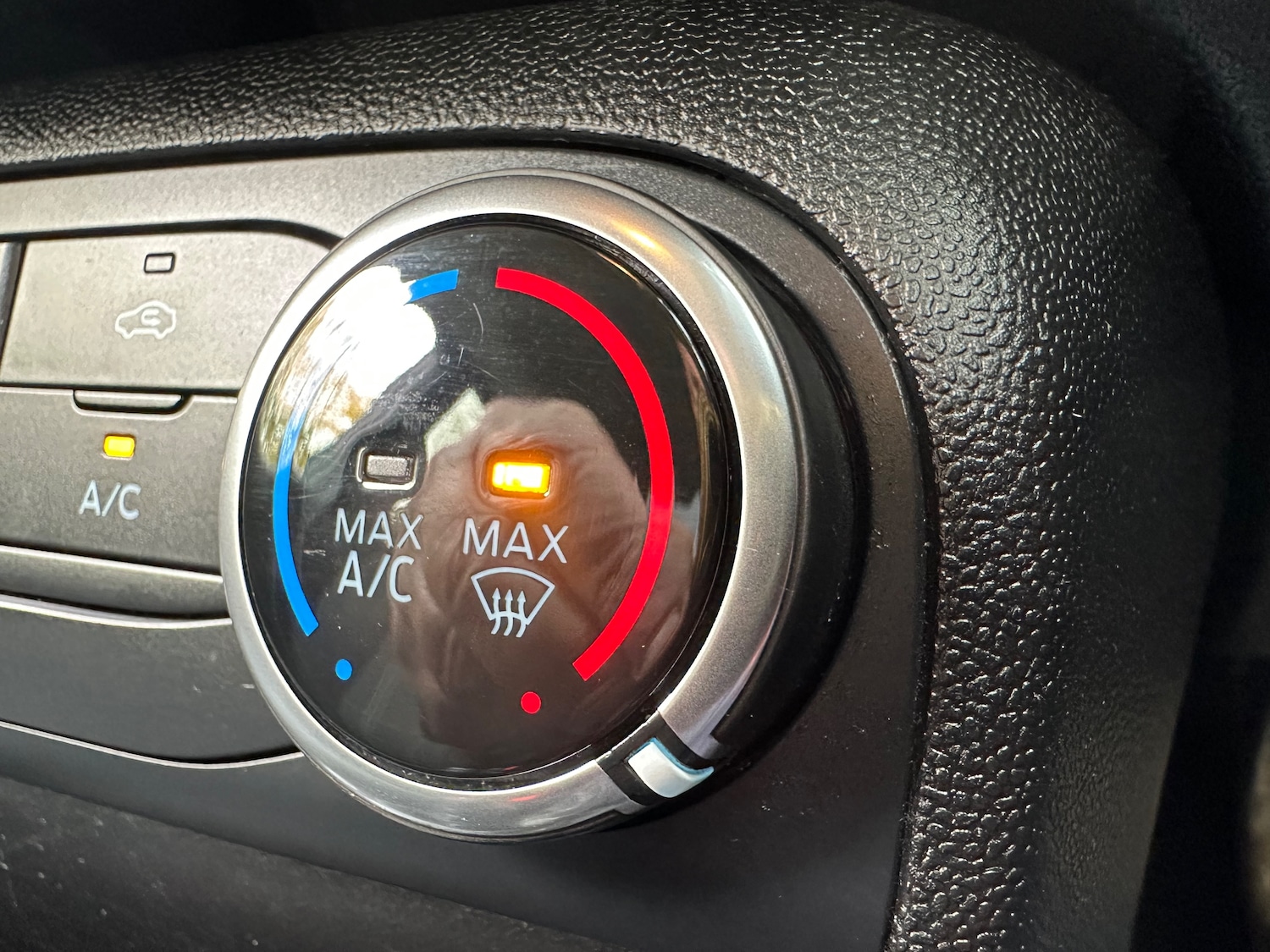 Used Ford Fiesta 2020 for sale - 76102036: Photo 24