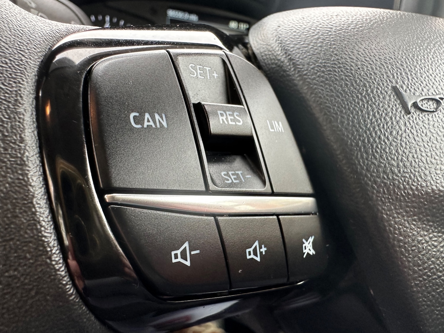 Used Ford Fiesta 2020 for sale - 76102036: Photo 25