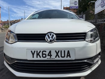 Used Volkswagen Polo 2014 for sale - 79121076: Photo