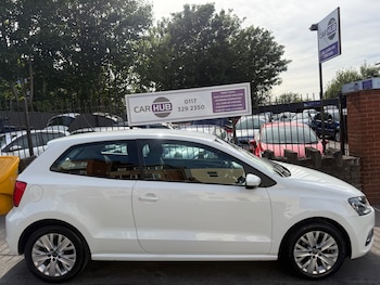 Used Volkswagen Polo 2014 for sale - 79121076: Photo