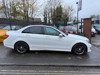 Used Mercedes-Benz C Class 2012 for sale - 76595689: Photo