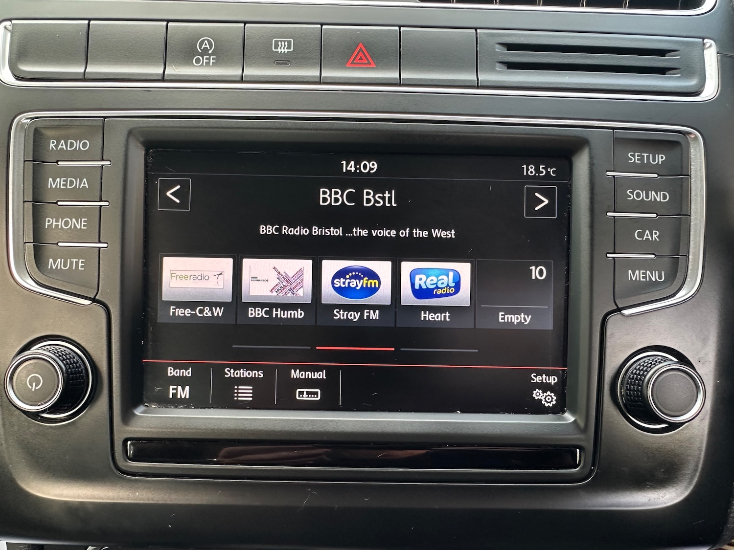 Used Volkswagen Polo 2015 for sale - 76102035: Photo 17