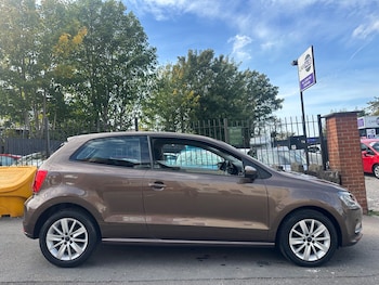 Used Volkswagen Polo 2015 for sale - 76102035: Photo 4