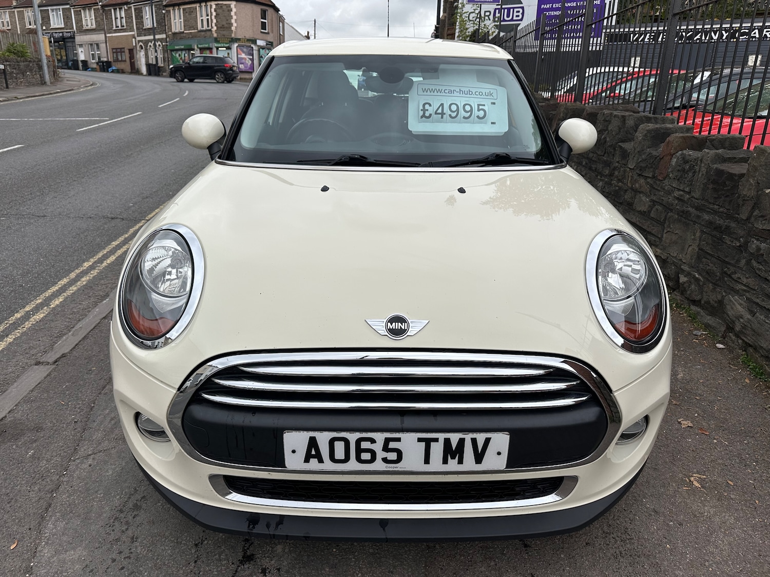 Used MINI Hatch 2015 for sale - 76232352: Photo 2