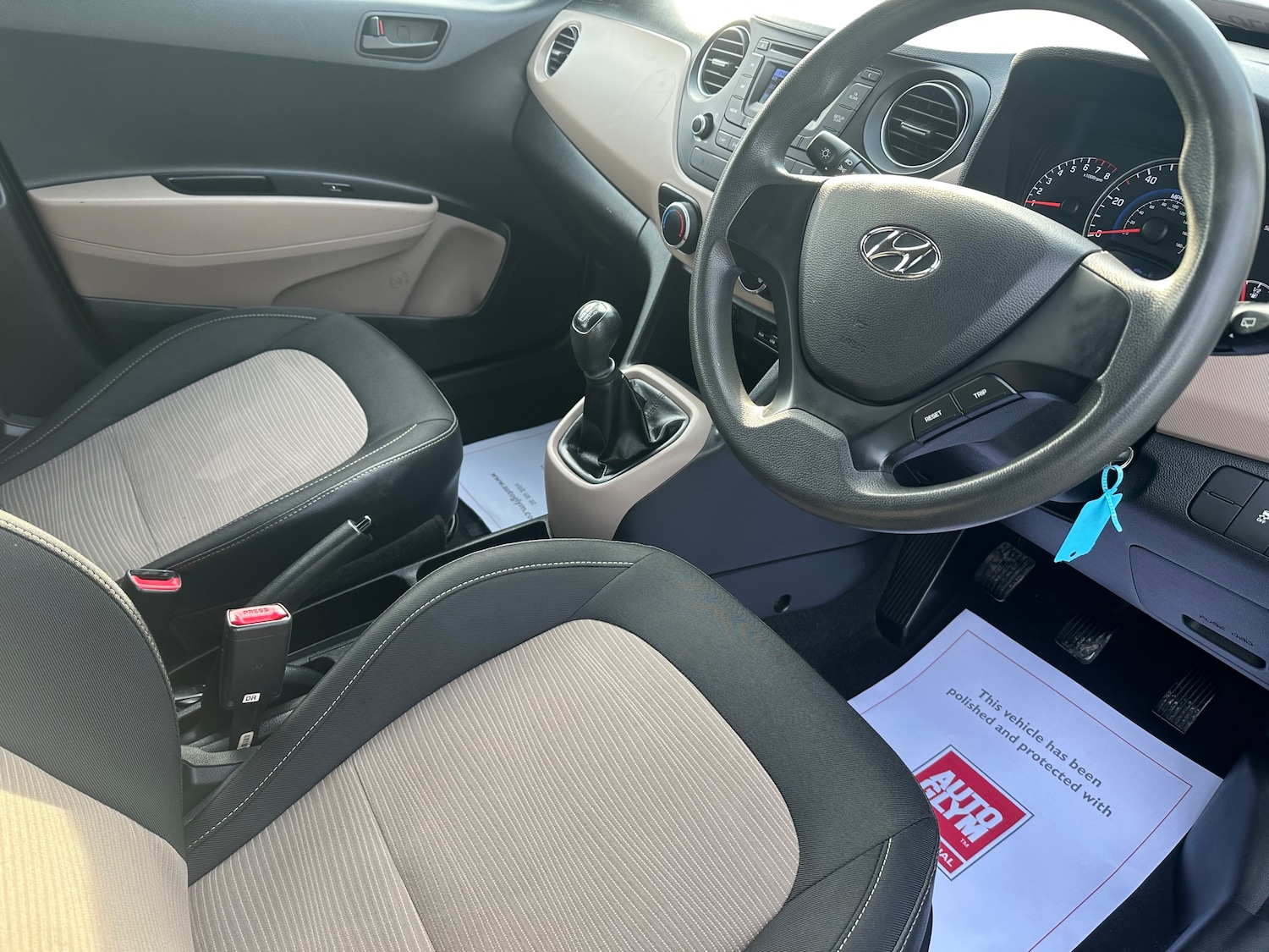 Used Hyundai i10 2015 for sale - 75761285: Photo 10