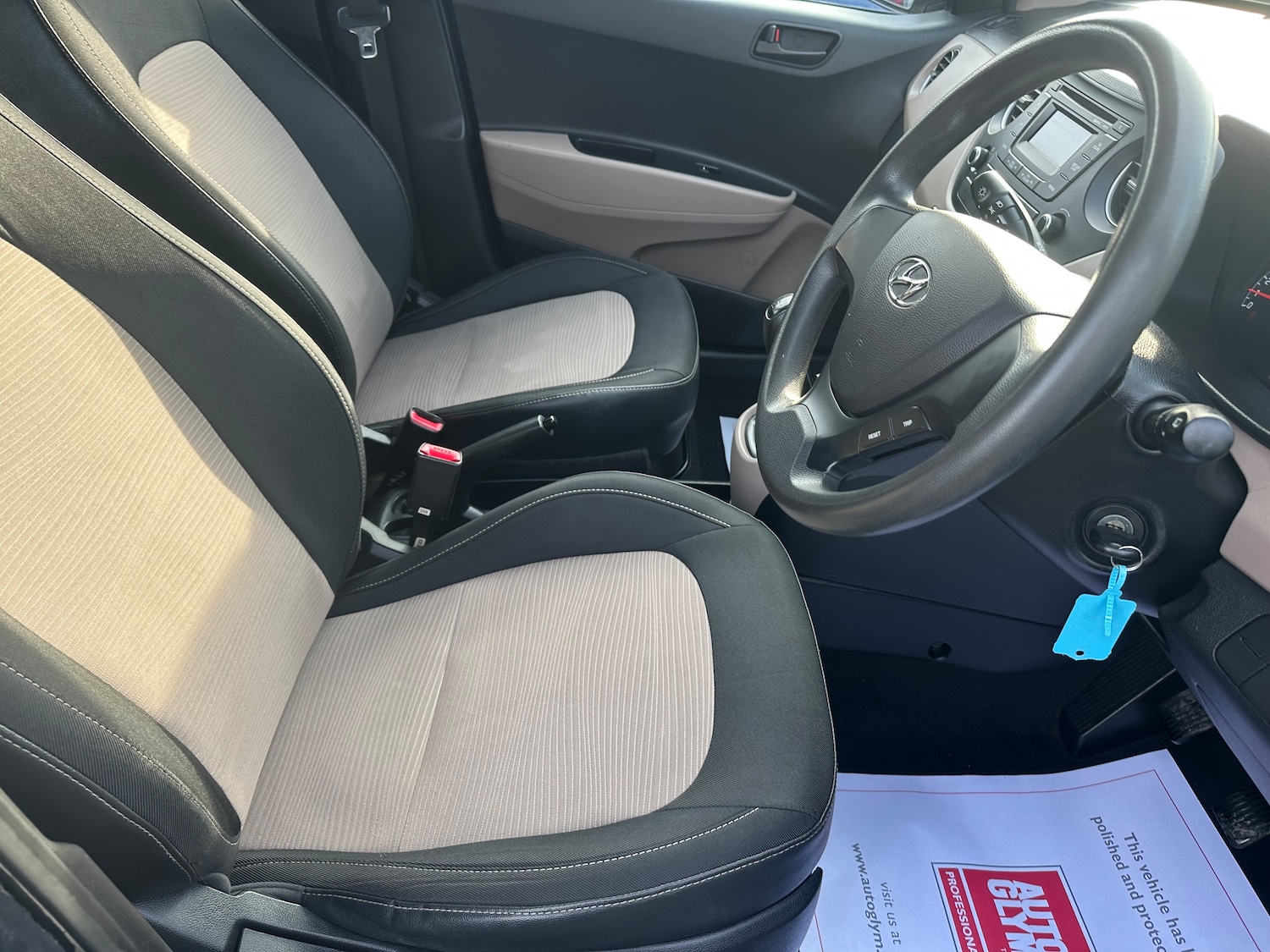 Used Hyundai i10 2015 for sale - 75761285: Photo 9