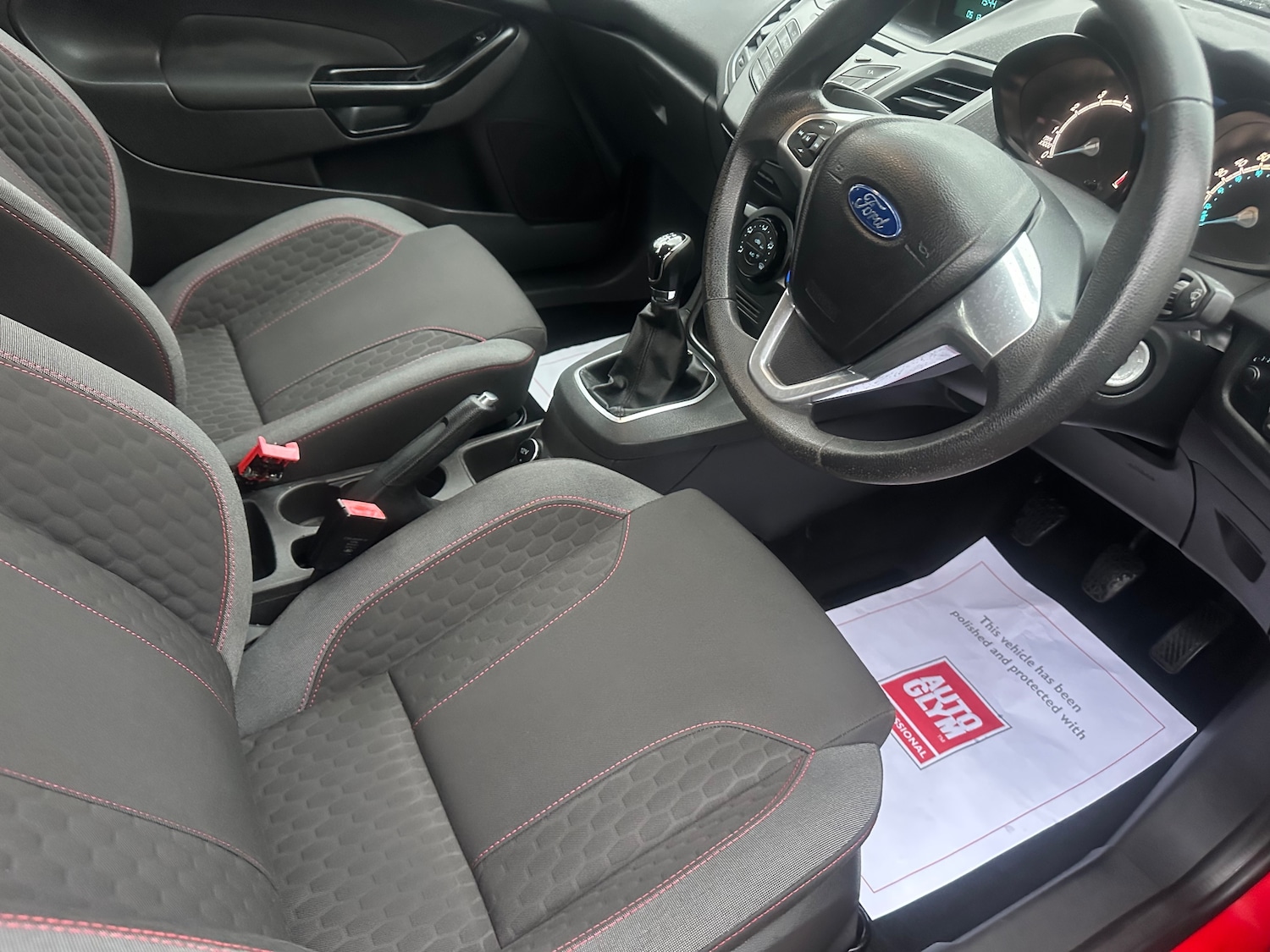 Used Ford Fiesta 2013 for sale - 76836534: Photo 7