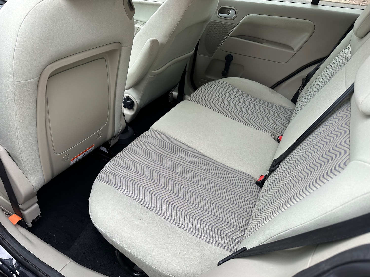 Used Ford Fusion 2011 for sale - 76232310: Photo 11