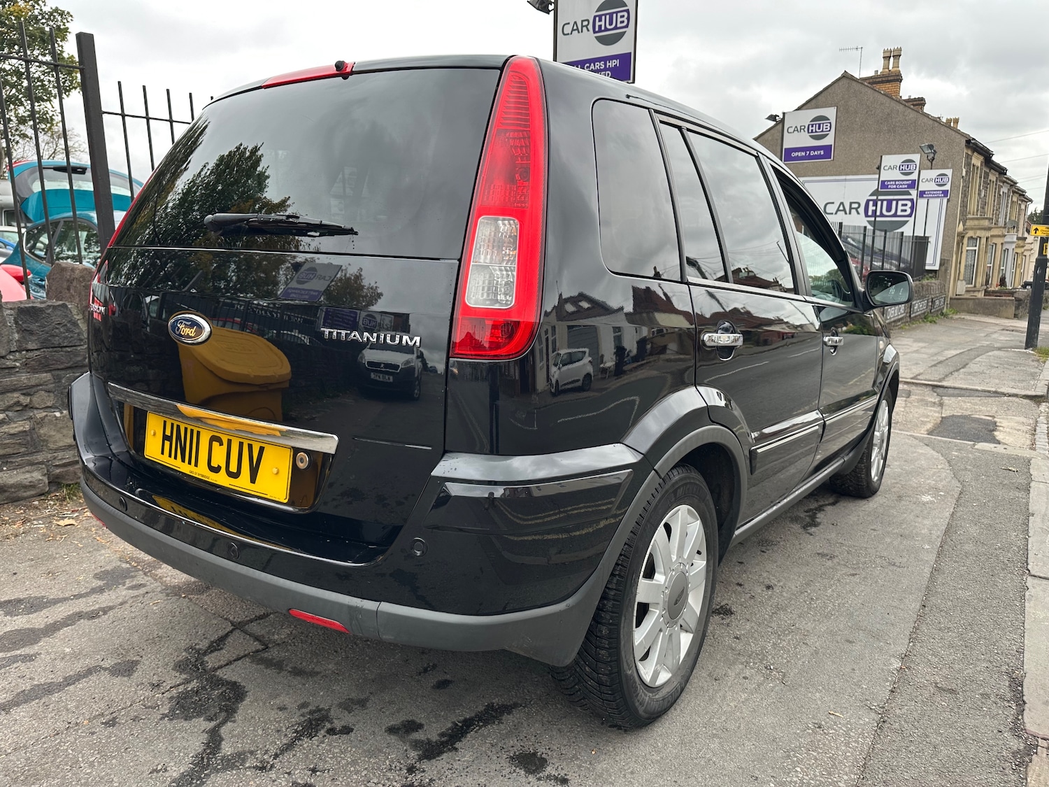 Used Ford Fusion 2011 for sale - 76232310: Photo 5