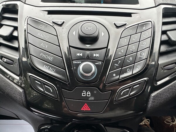 Used Ford Fiesta 2014 for sale - 75392607: Photo 22