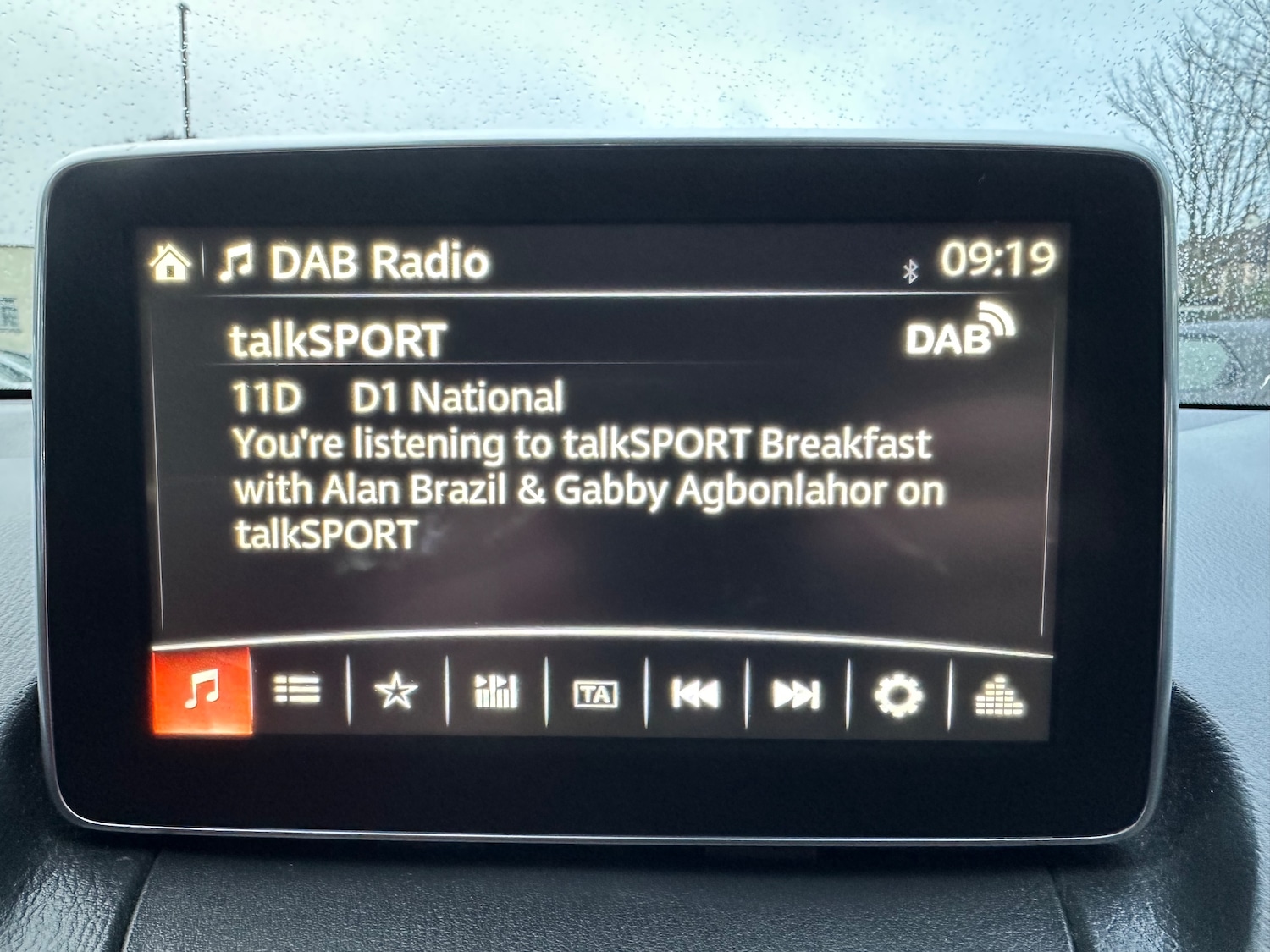 Used Mazda Mazda2 2017 for sale - 77054910: Photo 15