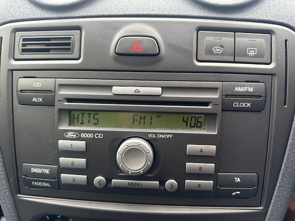 Used Ford Fusion 2010 for sale - 75987324: Photo 11