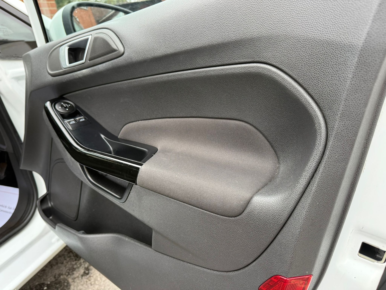 Used Ford Fiesta 2016 for sale - 76382795: Photo 15