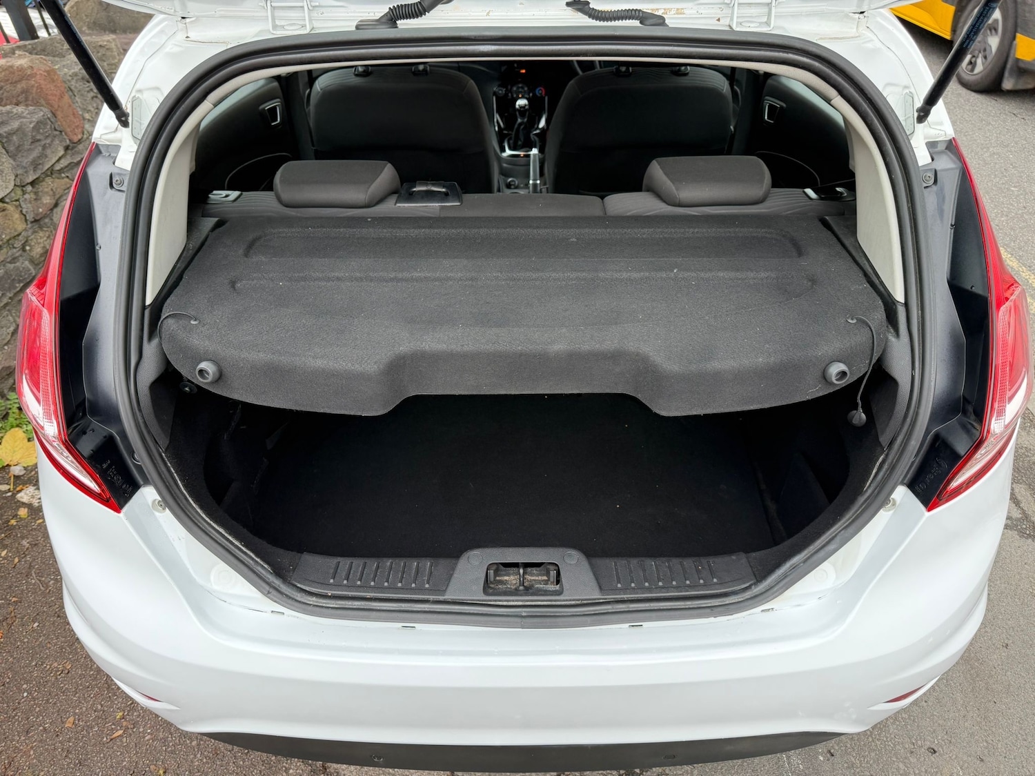 Used Ford Fiesta 2016 for sale - 76382795: Photo 6