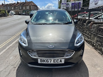 Used Ford Fiesta 2017 for sale - 79032974: Photo