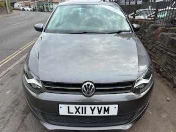 Used Volkswagen Polo 2011 for sale - 79252208: Photo